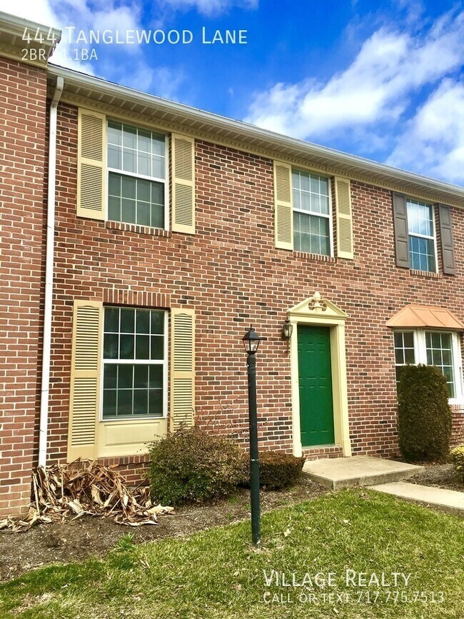 Foto del edificio - 444 Tanglewood Ln