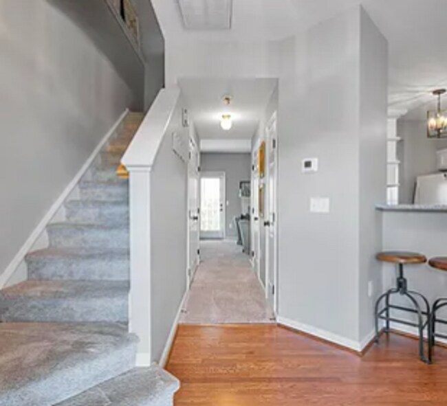 Foto del edificio - Spacious 2BR/1.5BA Townhome in Prime Greer!