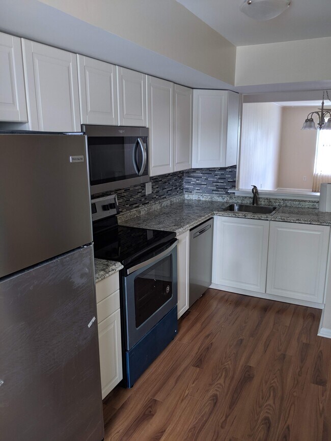 Building Photo - 6 Lumber Jack Cir