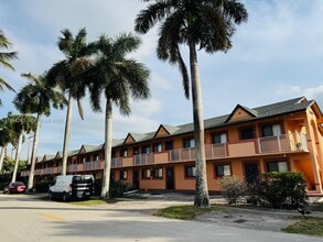 Building Photo - 6395 W 22nd Ct