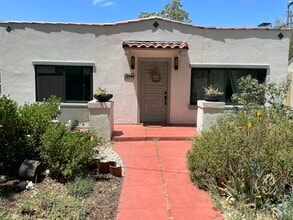 Building Photo - 1545 Sierra Ave