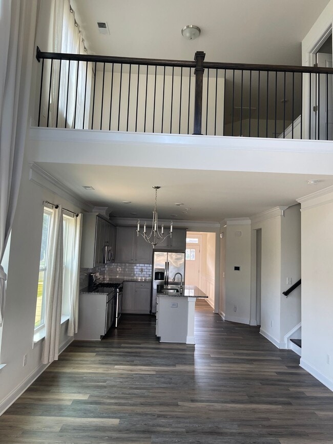 Foto del edificio - 5543 Harris Cove Dr