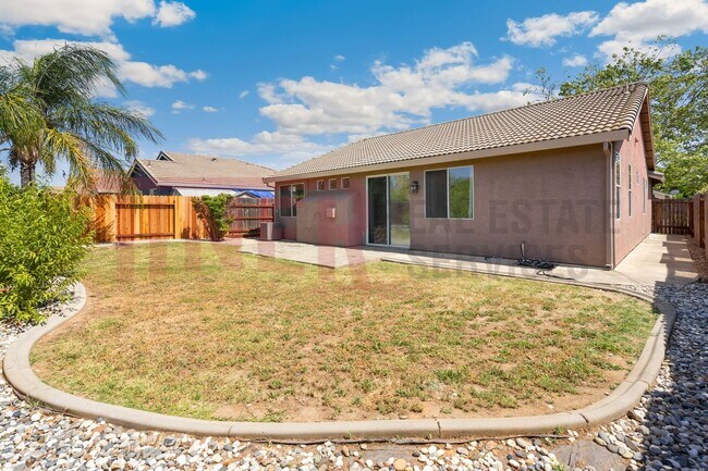 Foto del edificio - 2075 Larkflower Way