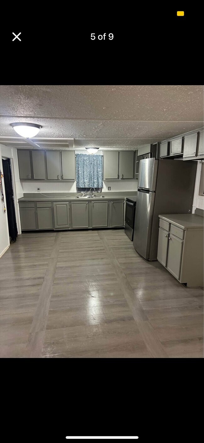 Foto del edificio - 103 Jolewis Ln