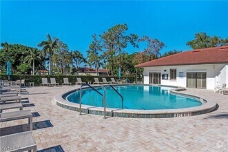 Building Photo - 1055 Forest Lakes Dr