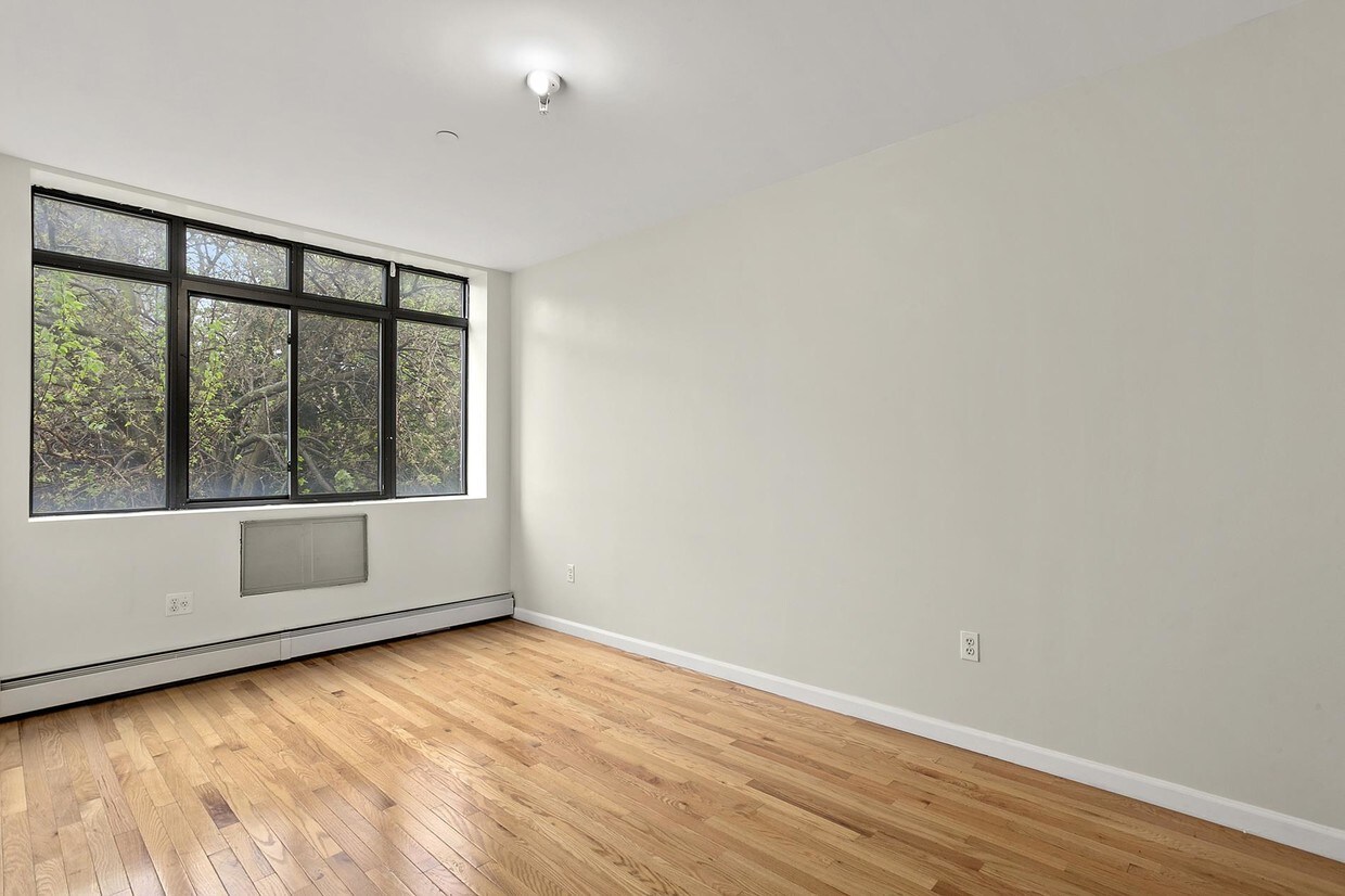 Foto del edificio - 1676 Dean Street