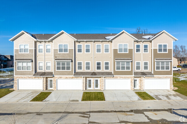 Foto del edificio - Stone Ridge Townhomes