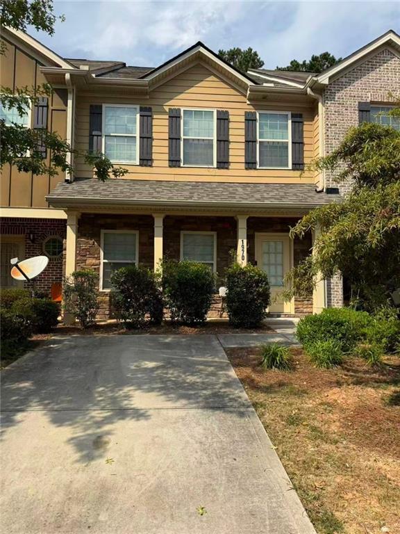 Building Photo - 1970 Old Dogwood