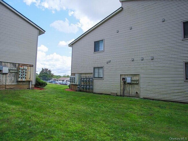 Foto del edificio - 226 Concord Ln