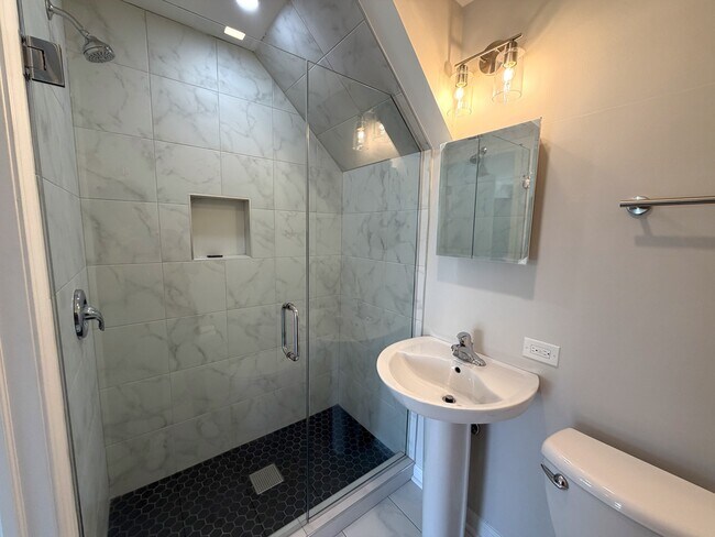 Foto del edificio - 1132 Brighton Pl