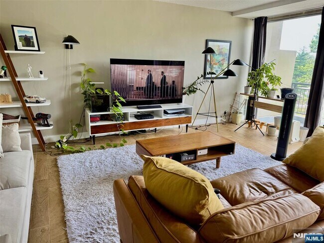 Foto del edificio - 3 Horizon Rd