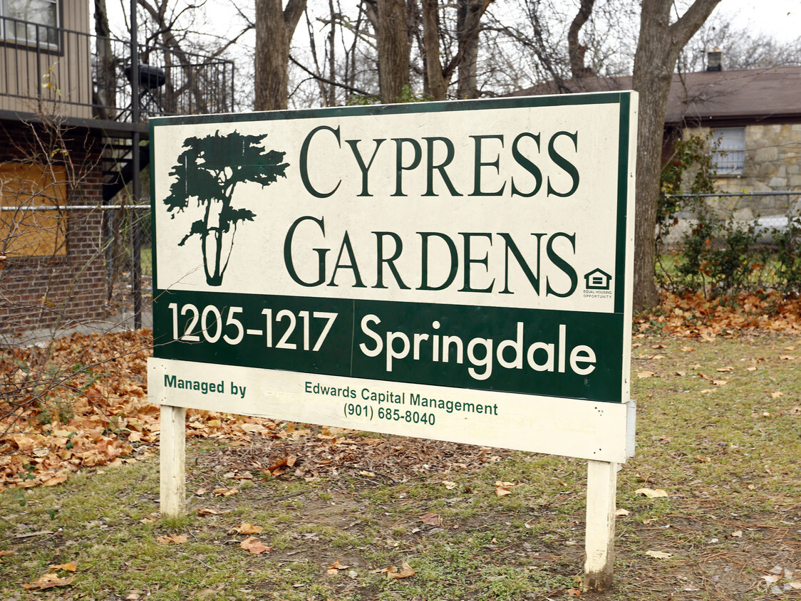 Foto del edificio - Cypress Gardens Apartments