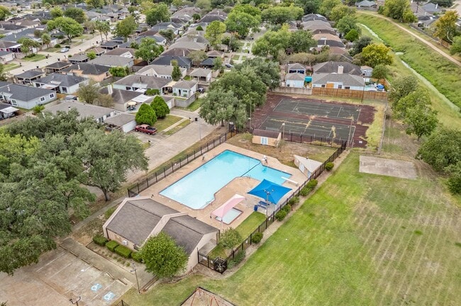 Building Photo - 16218 Olive Glen Dr