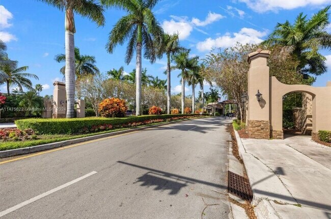 Foto del edificio - 3283 NE 11th Dr