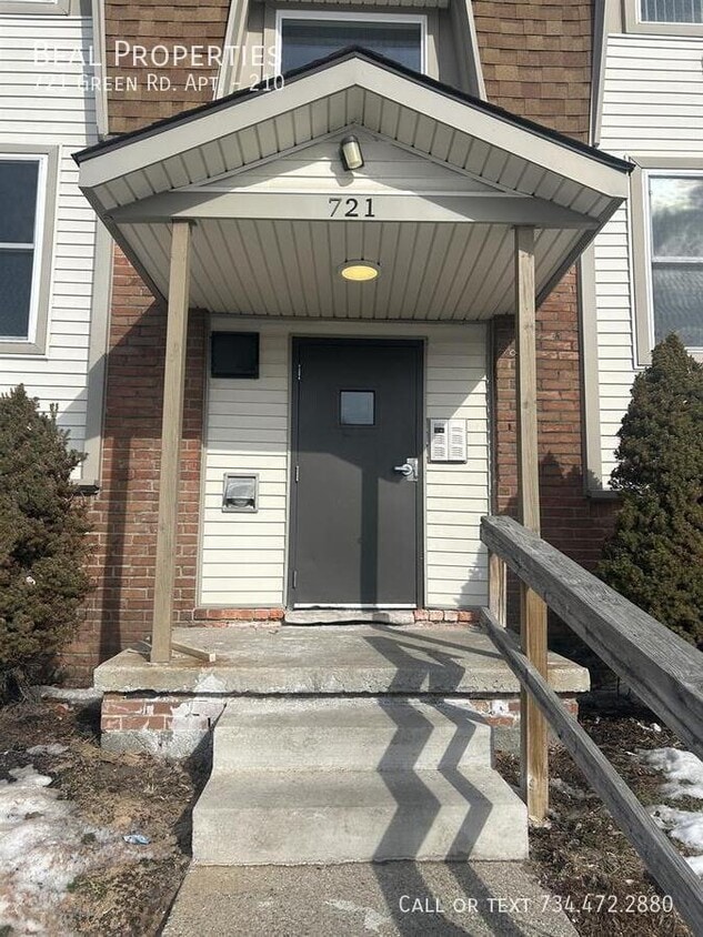 Photo - 721 Green Rd. Apt.-210
