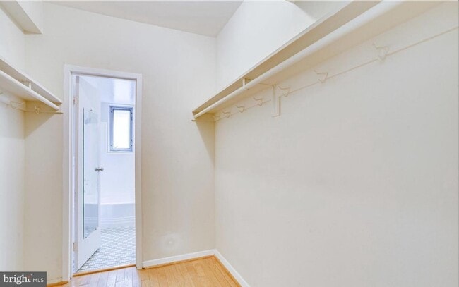 Foto del edificio - 1711 Massachusetts Ave NW