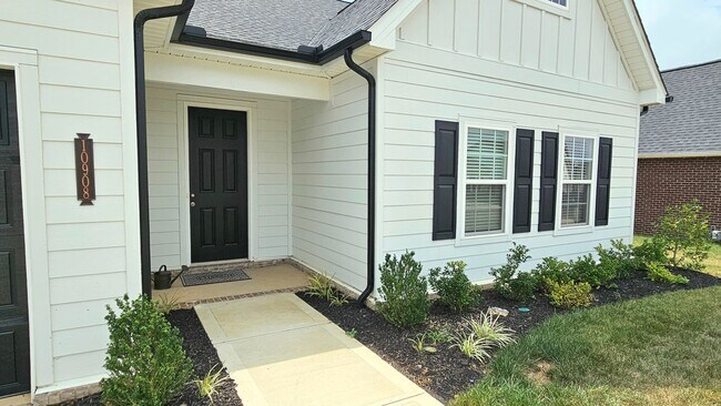 Building Photo - Hardin Valley / Knoxville 37932 - New, 3 b...