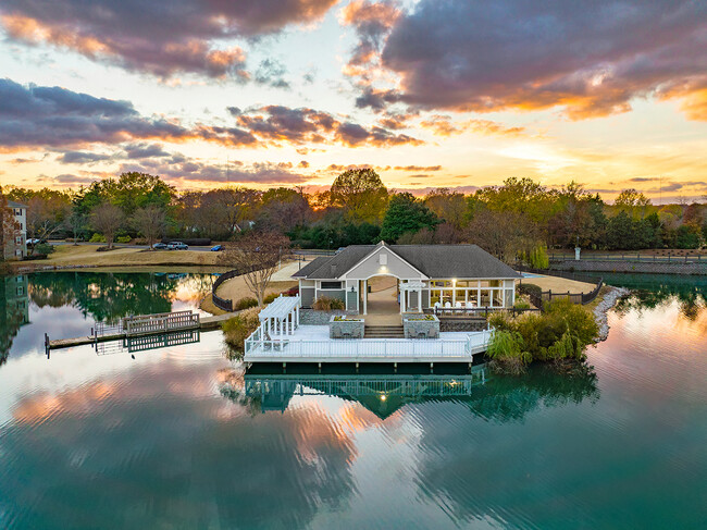 Building Photo - MAA Dexter Lake