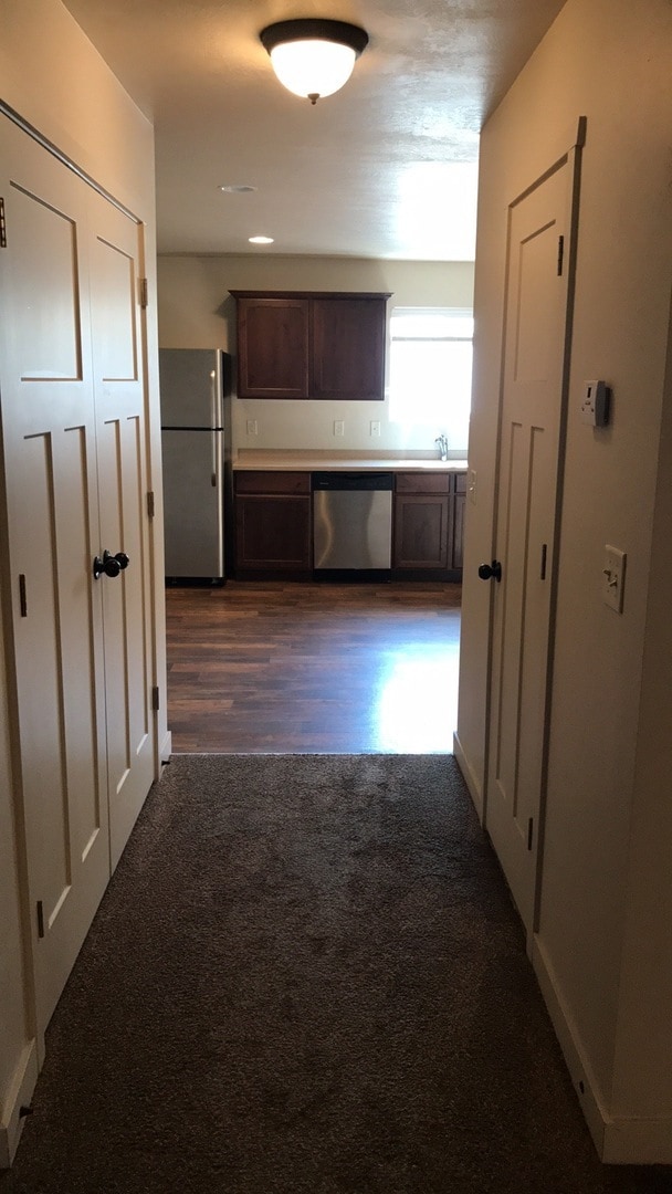 Building Photo - 3 Story Vineyard Townhome w 1 car attached...