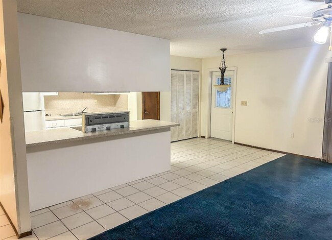 Building Photo - 7410 Orangeview Cir