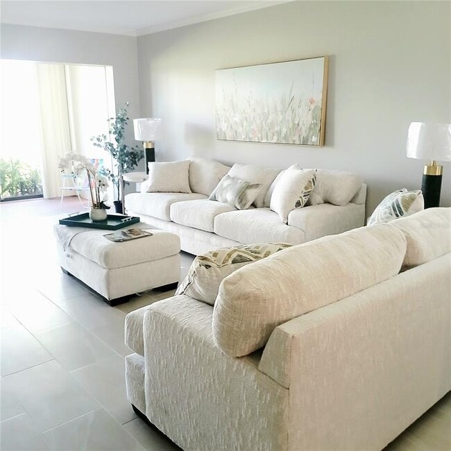 Foto del edificio - 6191 Timberlake Dr