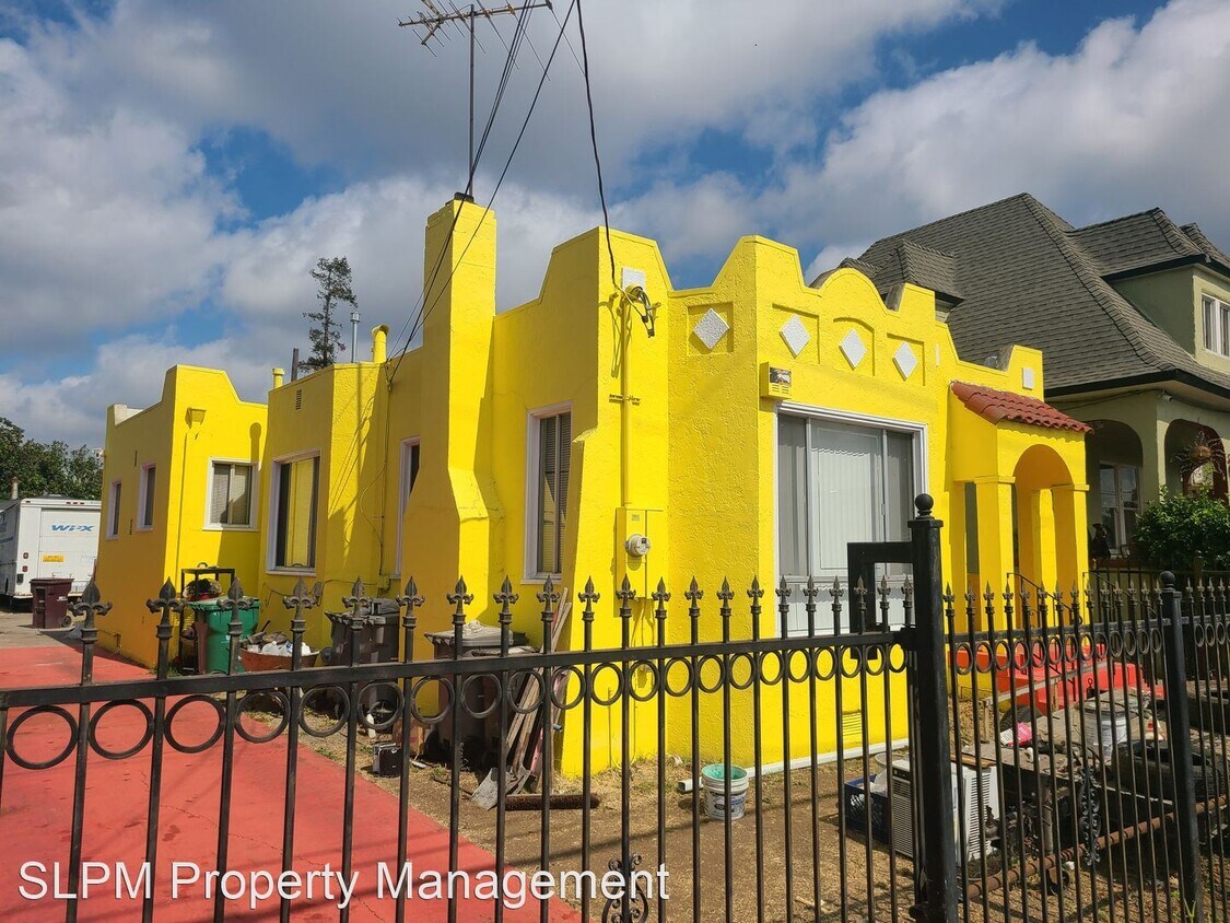 Foto principal - 3 br, 1 bath House - 1441 88th Ave