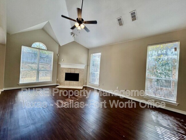 Building Photo - 4002 Cottage Park Ct