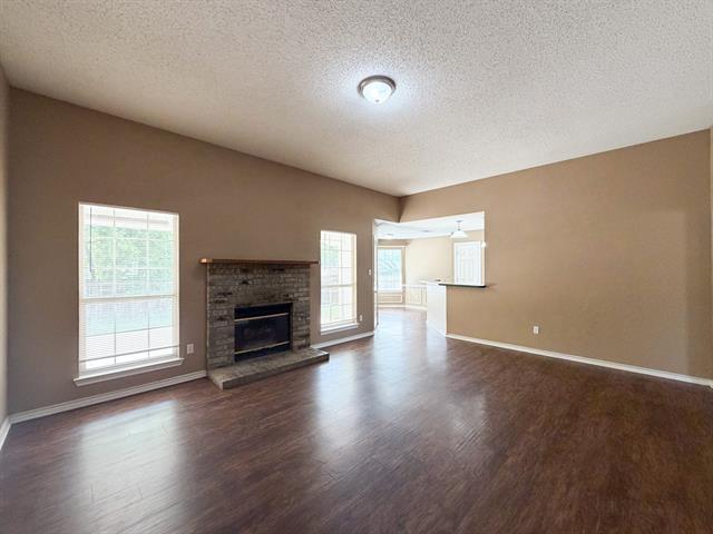 Foto del edificio - 1000 Short Line Blvd