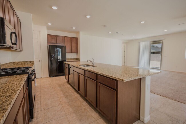 Foto del edificio - 3 Bedroom, 2 Bathroom