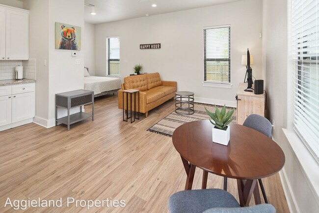 Foto del edificio - 1 br, 1 bath House - 1104 Arizona St