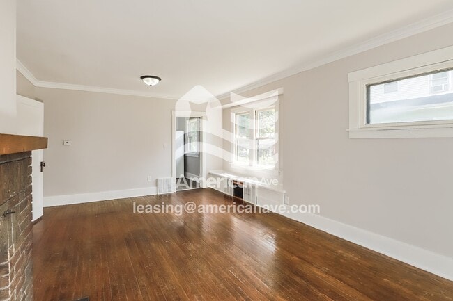 Building Photo - 5621 N 29th St
