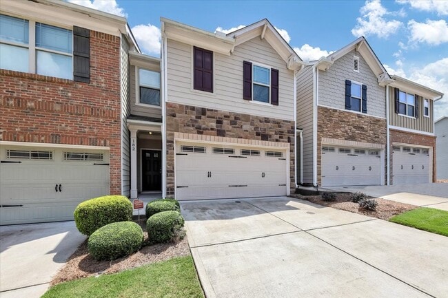 Building Photo - 182 Townview Dr