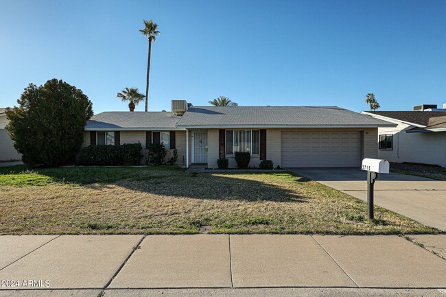 Building Photo - 3715 W Yucca St