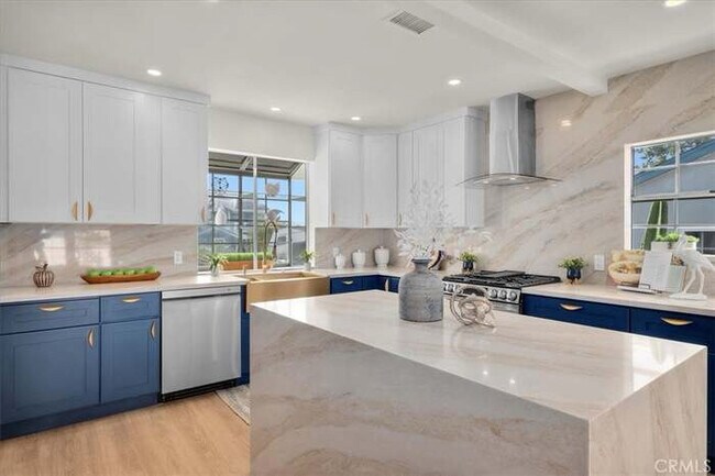 Foto del edificio - 1103 Eriel Ave