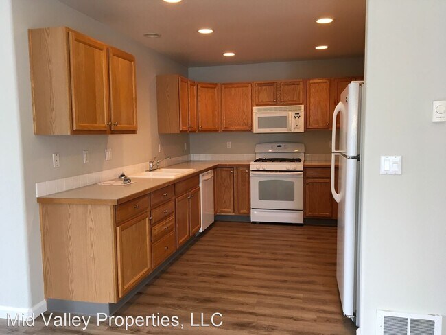 Building Photo - 3 br, 2 bath House - 1712 Trudell Court SE