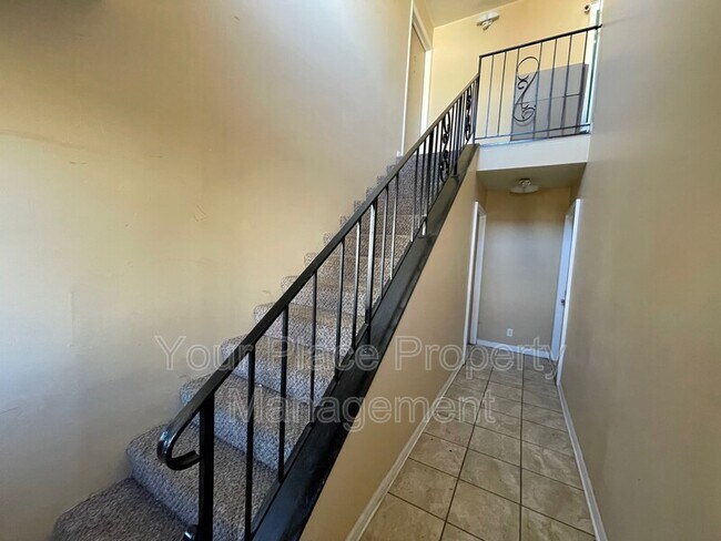 Building Photo - 111 Harbor Dr