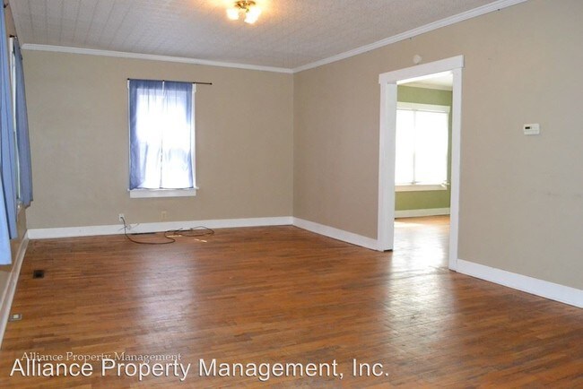 Building Photo - 1618 Fairview Ave