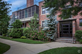 Building Photo - 234 Cedarhurst Ave