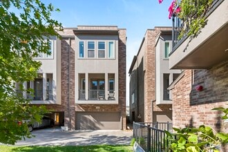 Building Photo - 1925 Shearn St