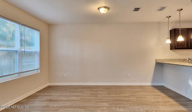Foto del edificio - 1179 Woodruff Ave