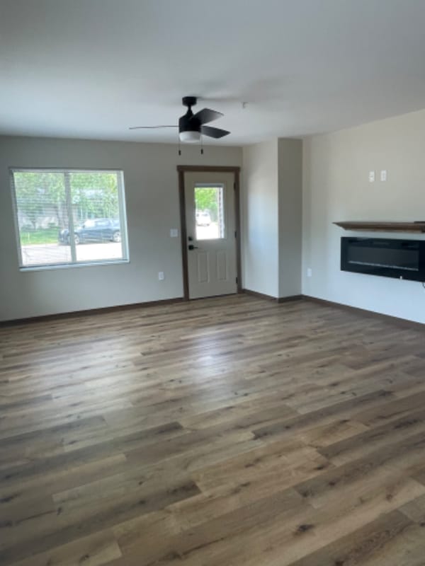 Building Photo - 209 7th Ave