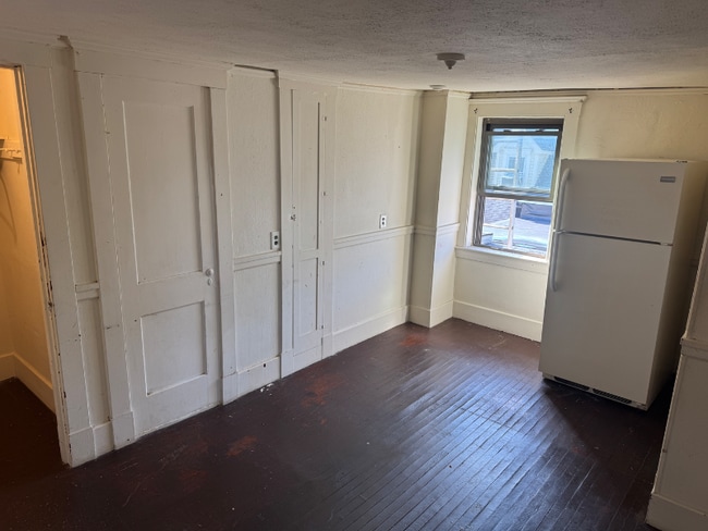 Foto del edificio - 215 Main St