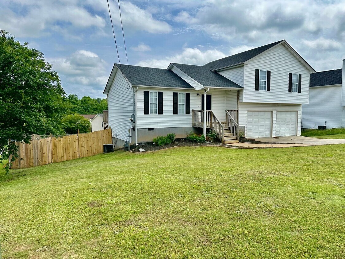 Building Photo - Villa Rica Rental