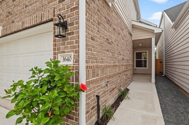 Building Photo - 3640 Standing Rock Dr
