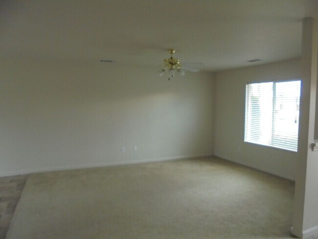Building Photo - 3 Bedroom home in Anderson