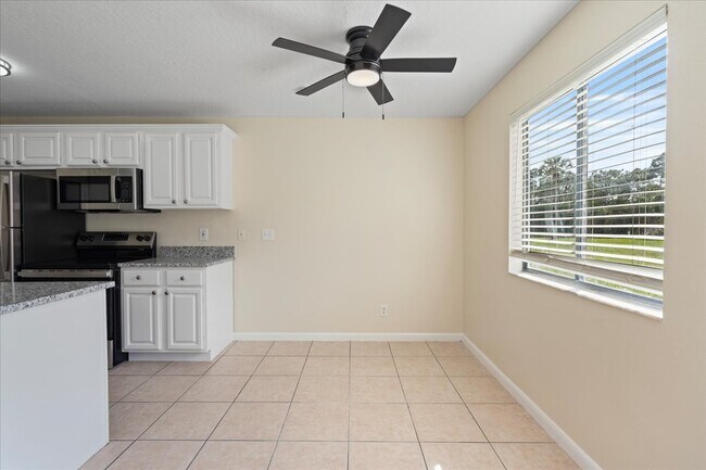 Foto del edificio - 1884 Agora Cir SE