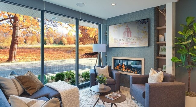 Interior Photo - Dwell 85