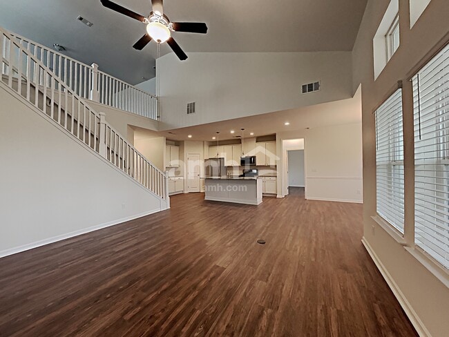 Building Photo - 4330 Madison Hall Dr