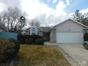 Building Photo - 2325 Springside Ct