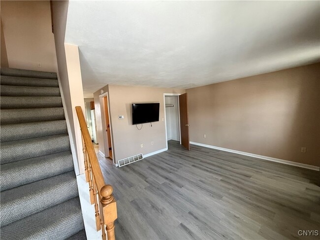 Building Photo - 1336 Westcott St